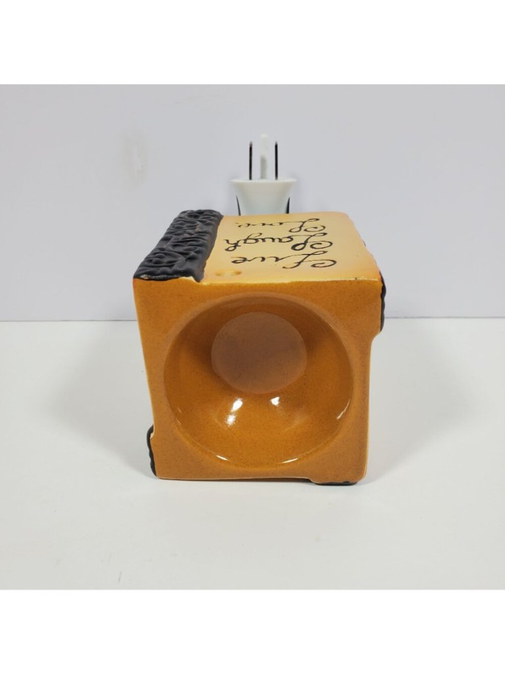 Scentsy Live Laugh Love Plug-In Wax Warmer Ceramic Beige Bronze Brown Tan - Picture 2 of 14